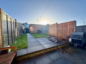 Photo 21- click for photo gallery